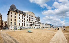 Ton petit coin de paradis avec balcon au Trouville Palace
